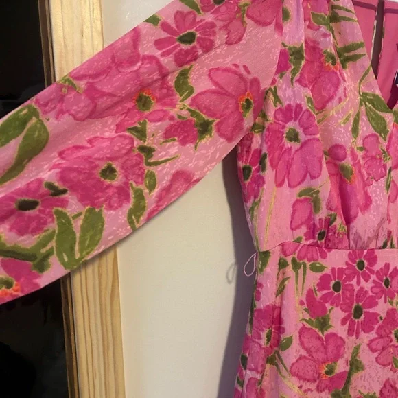 Floral Pink formal Dress - Picture 7 of 9